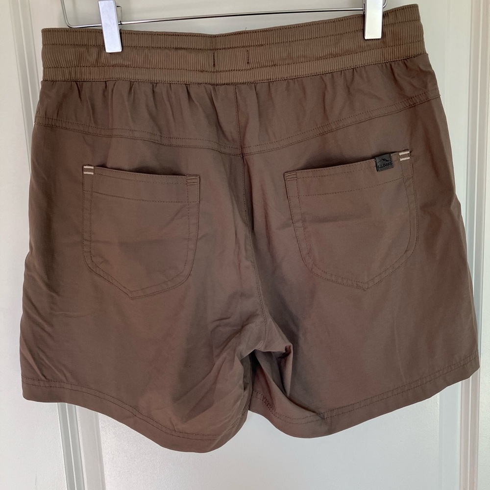 L.L. Bean Women's Vista Camp Shorts Taupe S - Picture 6 of 15